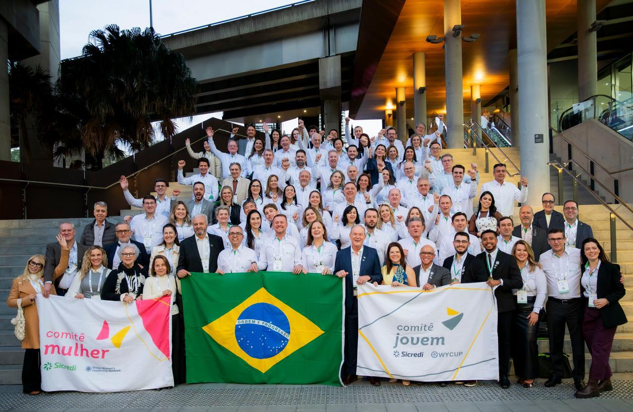 Reconhecimento internacional e cooperação global marcam participação do Sicredi na Conferência Mundial das Cooperativas de Crédito